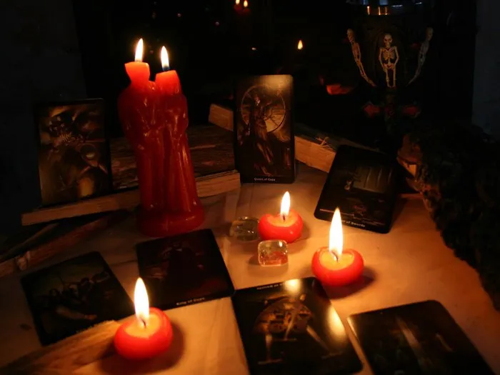 Потомственная гадалка Воткинске - общение с духами